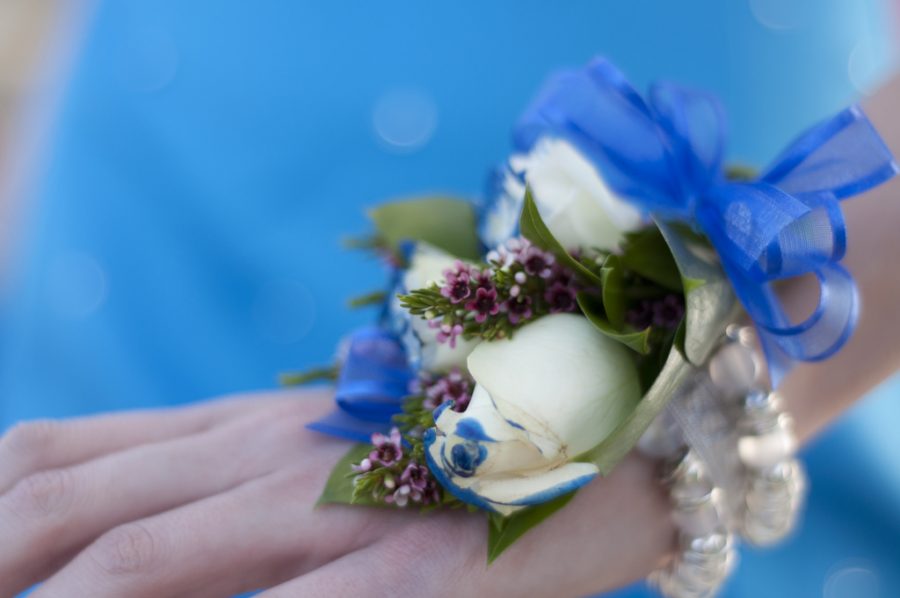 hoco-corsage