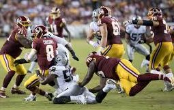 Khalil Mack sacking Kirk Cousins 